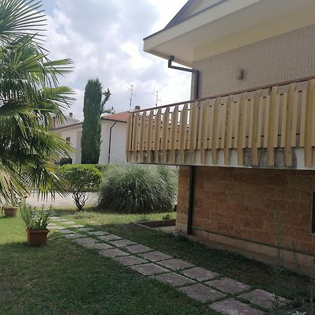 B&B Villaggio Sole Sulmona Bagian luar foto